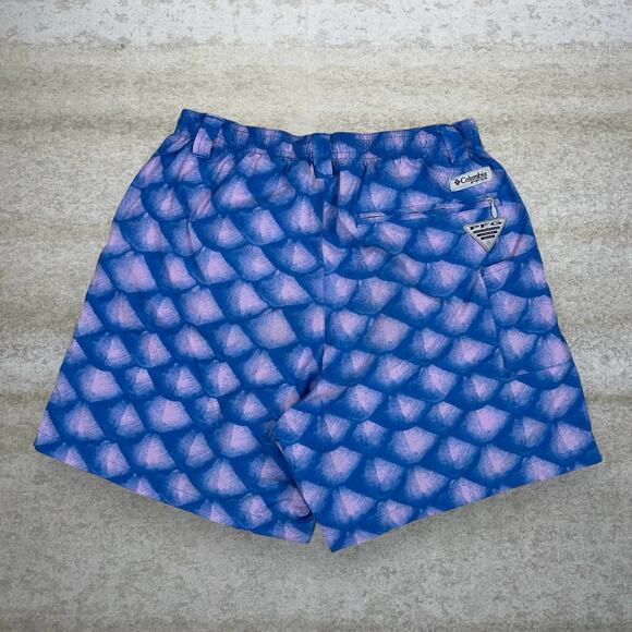 Vintage Y2K Columbia Shorts Mens S Purple Blue Crazy Fish Scales Pattern - Picture 2 of 3